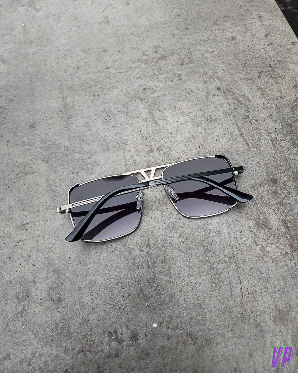 Louis Vuitton 2022 Shadow Square Sunglasses